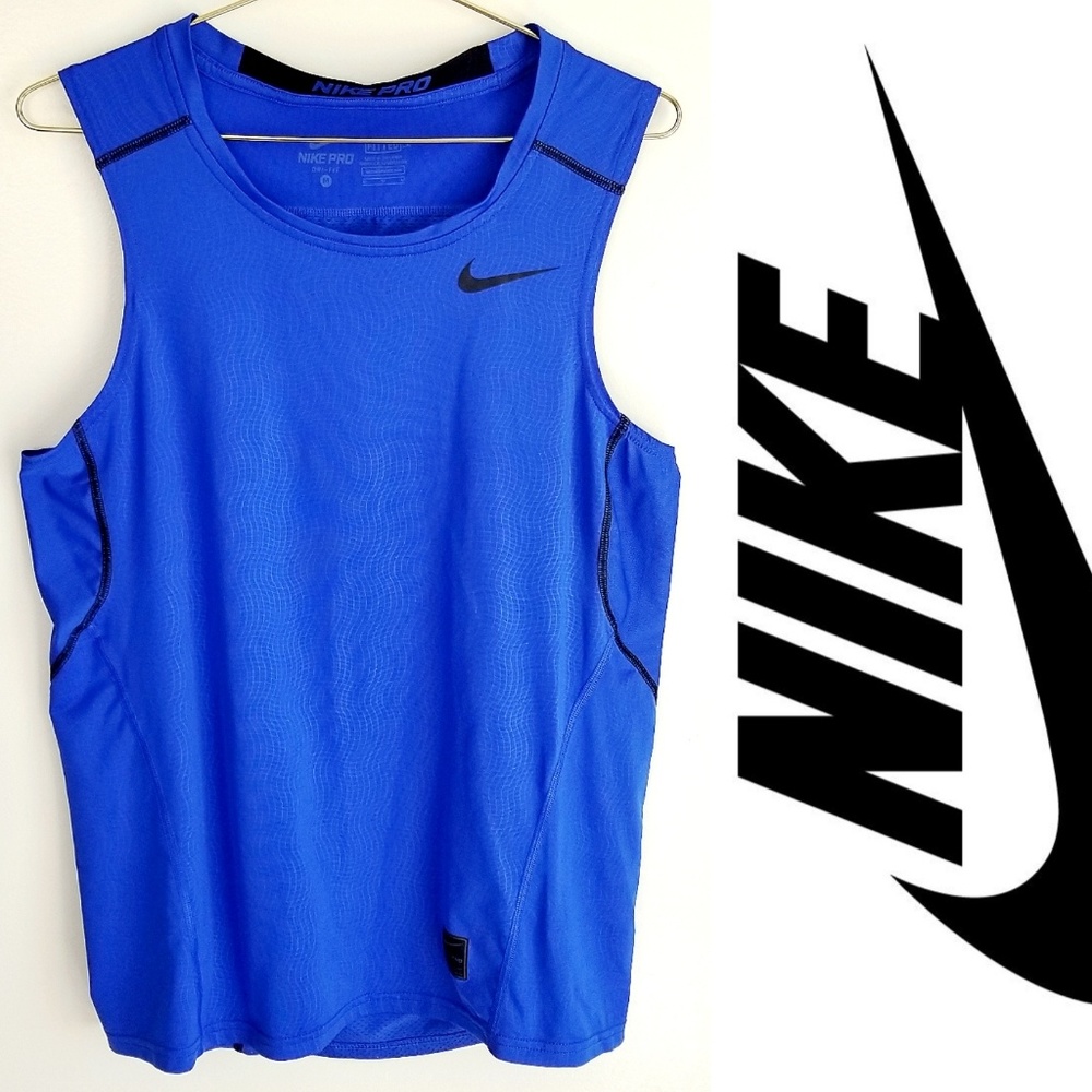 Nike Pro Dri-Fit Fitted Sleeveless Tee